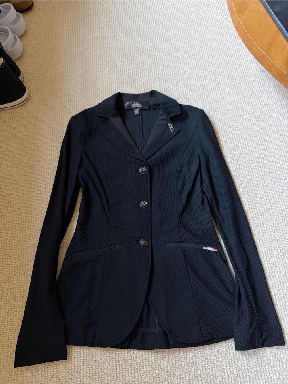 AA Platinum Mesh Women’s Show Coat